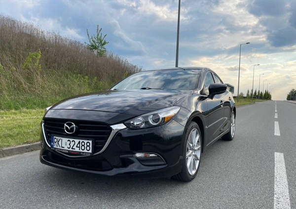 Mazda 3 cena 67900 przebieg: 33056, rok produkcji 2017 z Kolbuszowa małe 667